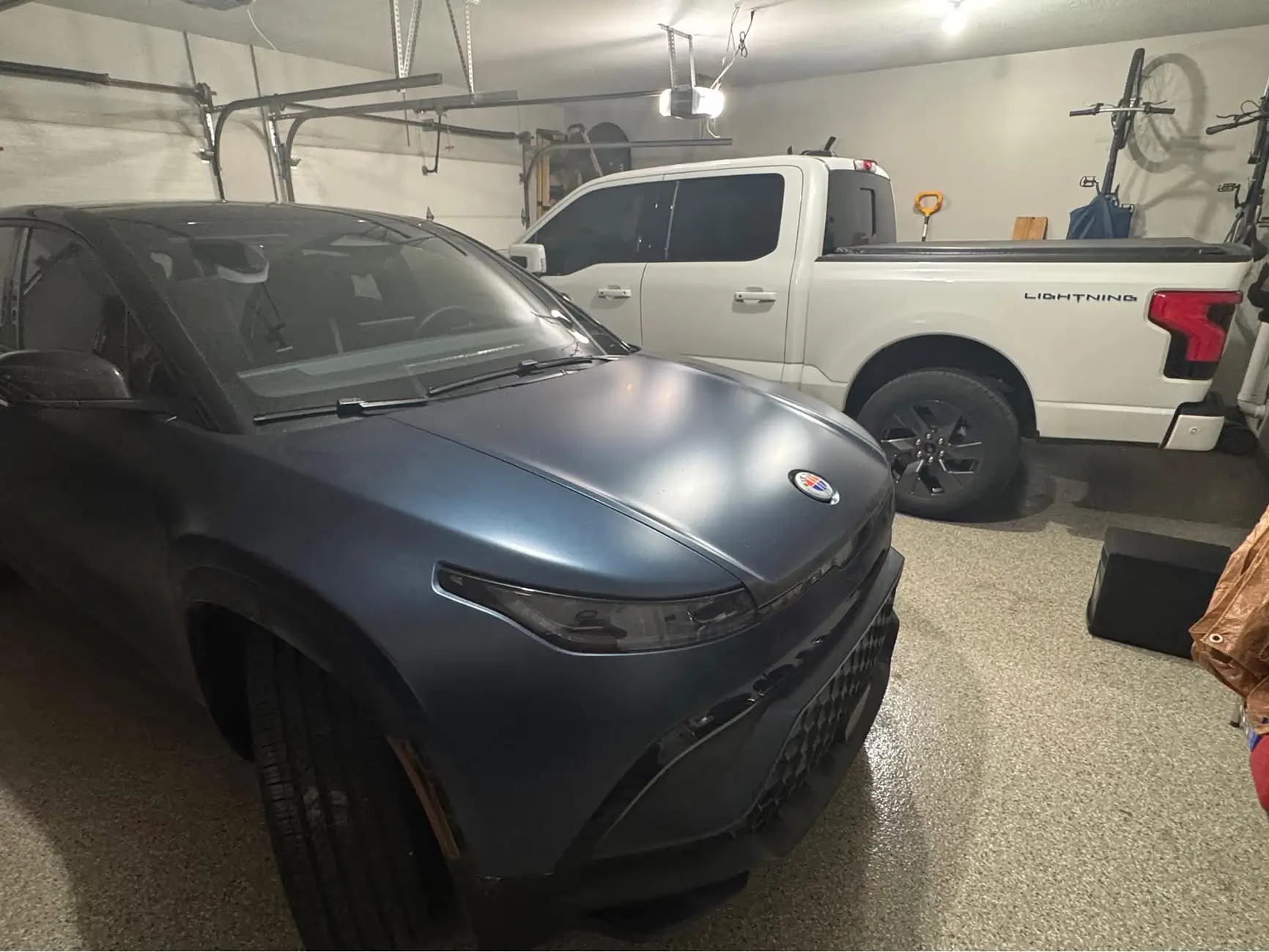 Rivian R1T R1S F-150 Lightning EV canceled. To be replaced with EREV Lightning (700+ miles range) 1765981418238-40