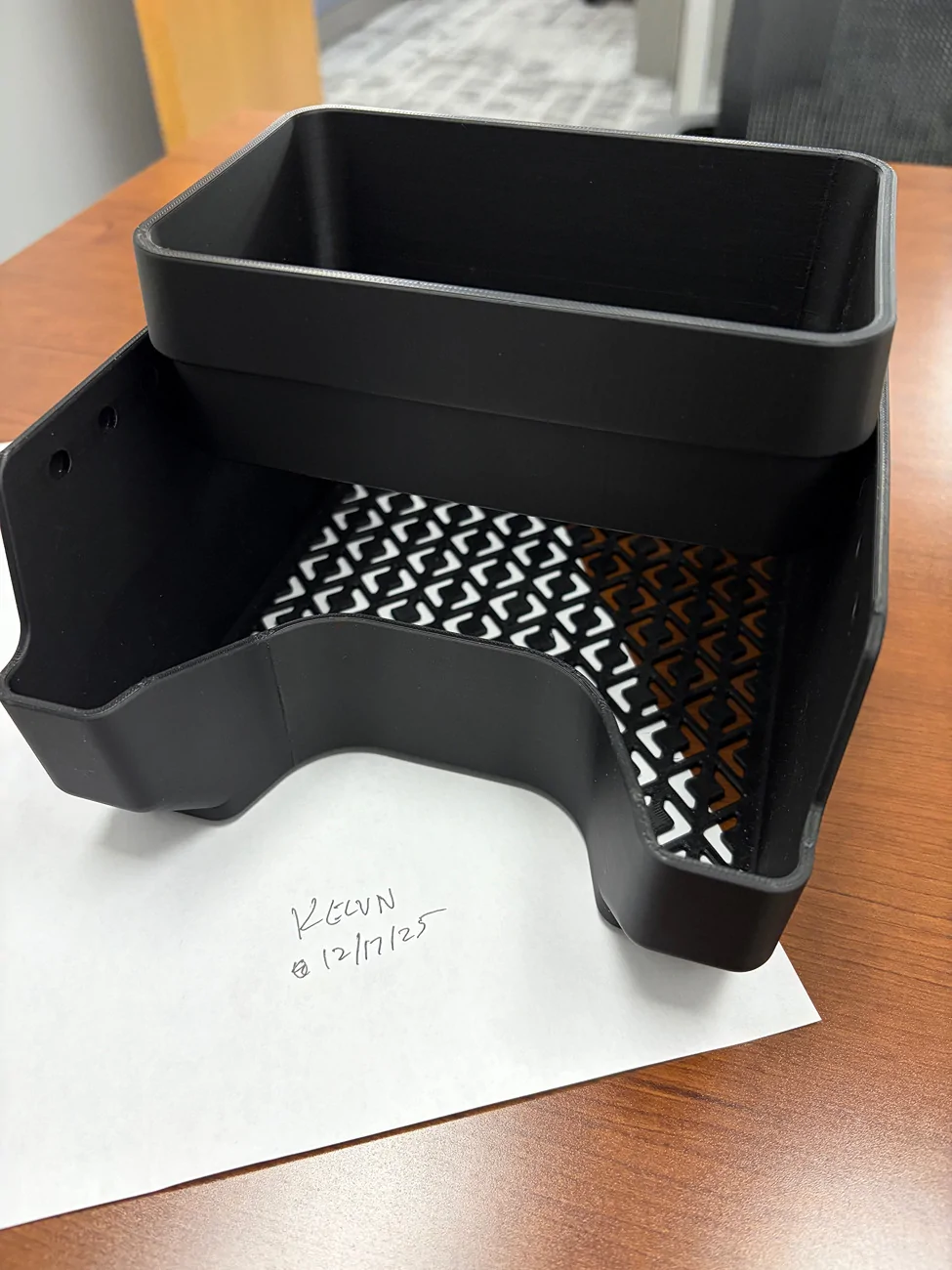 Rivian R1T R1S FREE - 3D Printed Center Console Organizer Image (9)