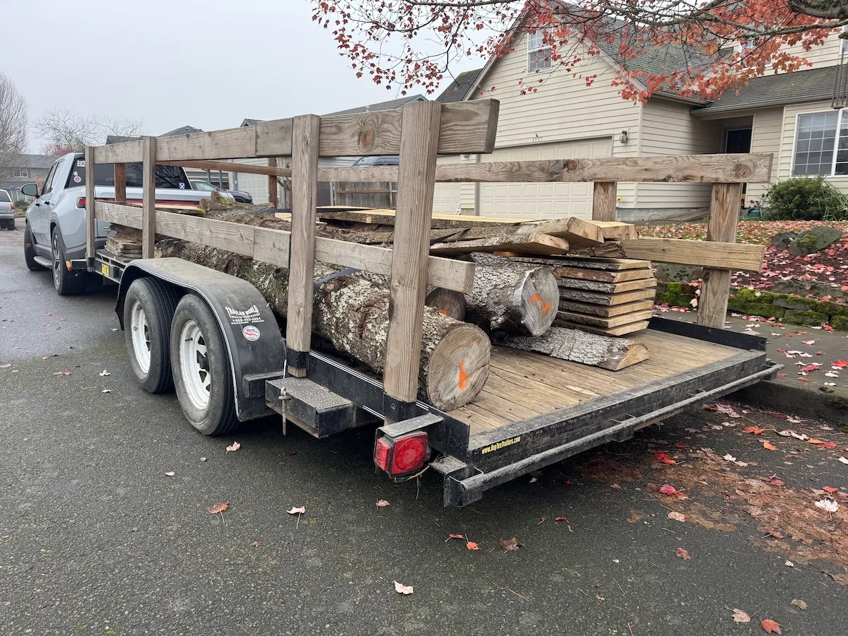 Rivian R1T R1S RAN Rivian Charging Stations Locations Map via Google Maps trailer of wood 2