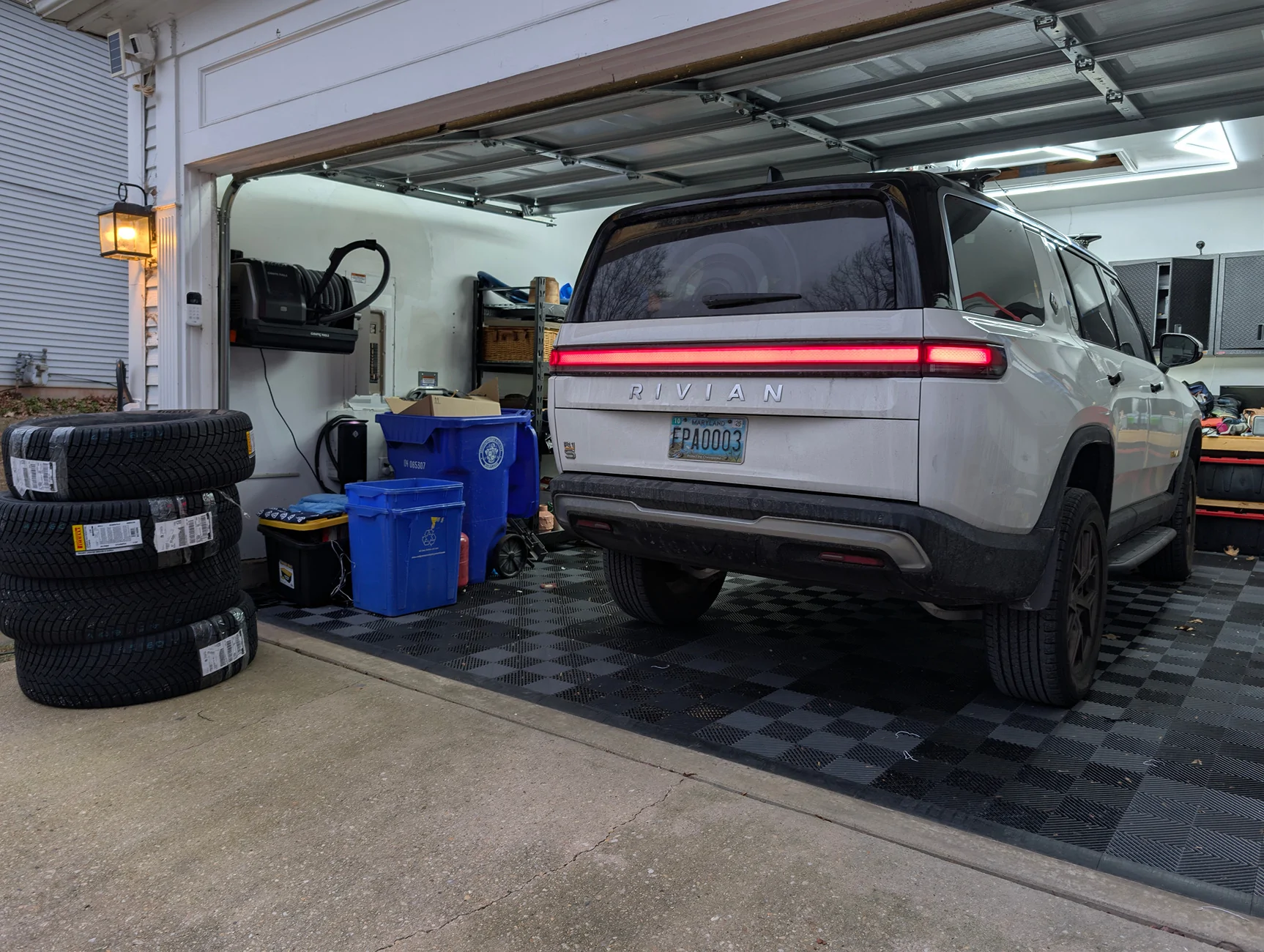 Rivian R1T R1S Creating the Ultimate Wheel/Tire Combo (Help Needed) PXL_20251218_212827387