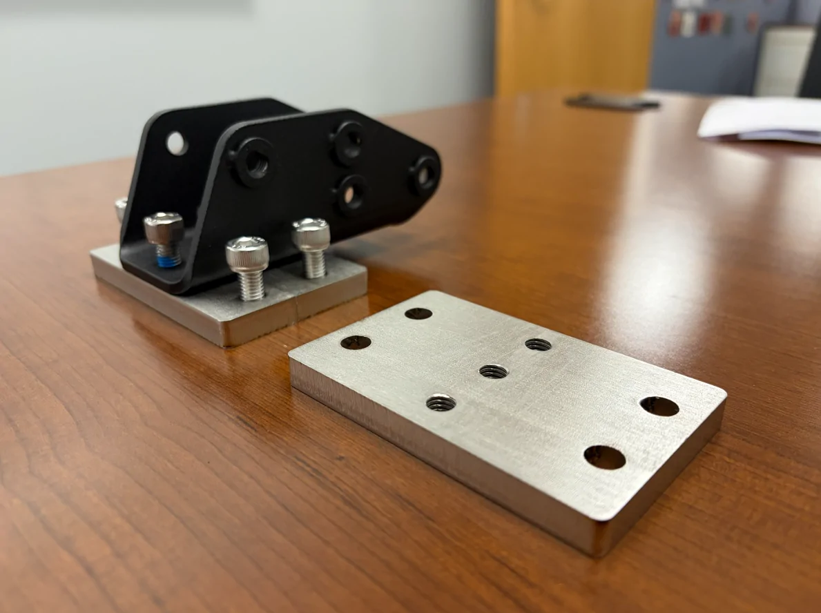 Rivian R1T R1S Rivian x Kammok + Side Mount Kit Solution. 1767482837419-lj