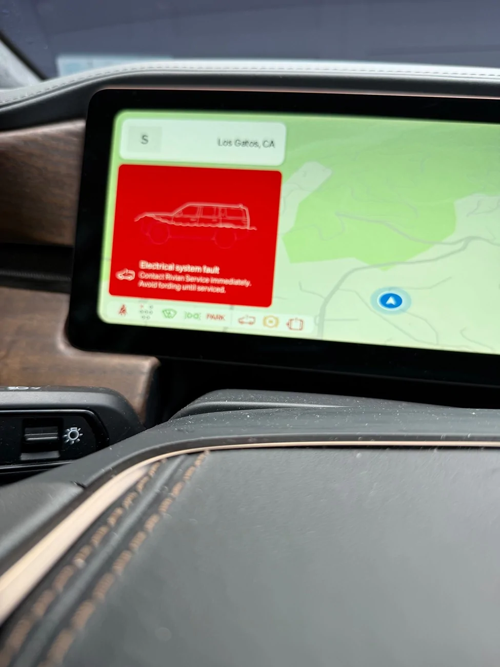 Rivian R1T R1S "Electrical system fault" message. Has anyone had any issues with the latest software upgrade? Also have issues with self drive since the upgrade. IMG_0320