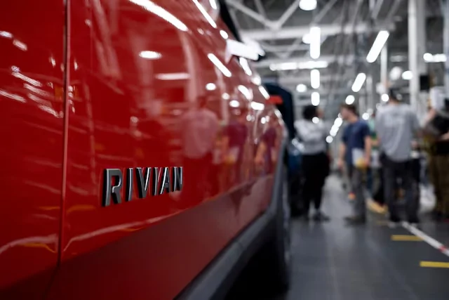 Rivian R1T R1S Recall: Rear Toe‑Link Bolts Replacement (affects 19,641 R1 vehicles) 1767885824570-b5