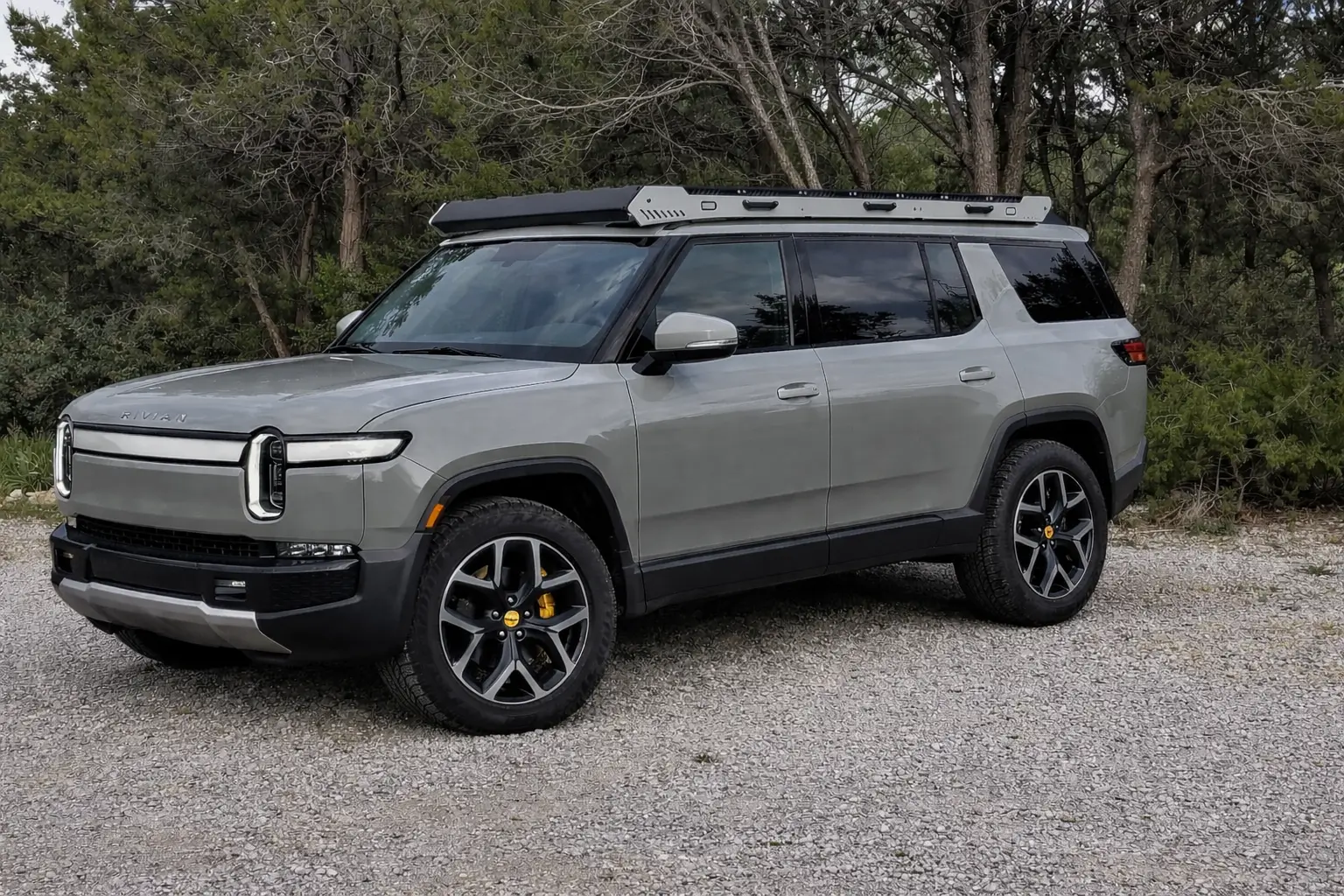 Rivian R1T R1S Custom r1s roof rack  from uptop overland 4runner rack ChatGPT Image Jan 7, 2026, 09_35_12 PM