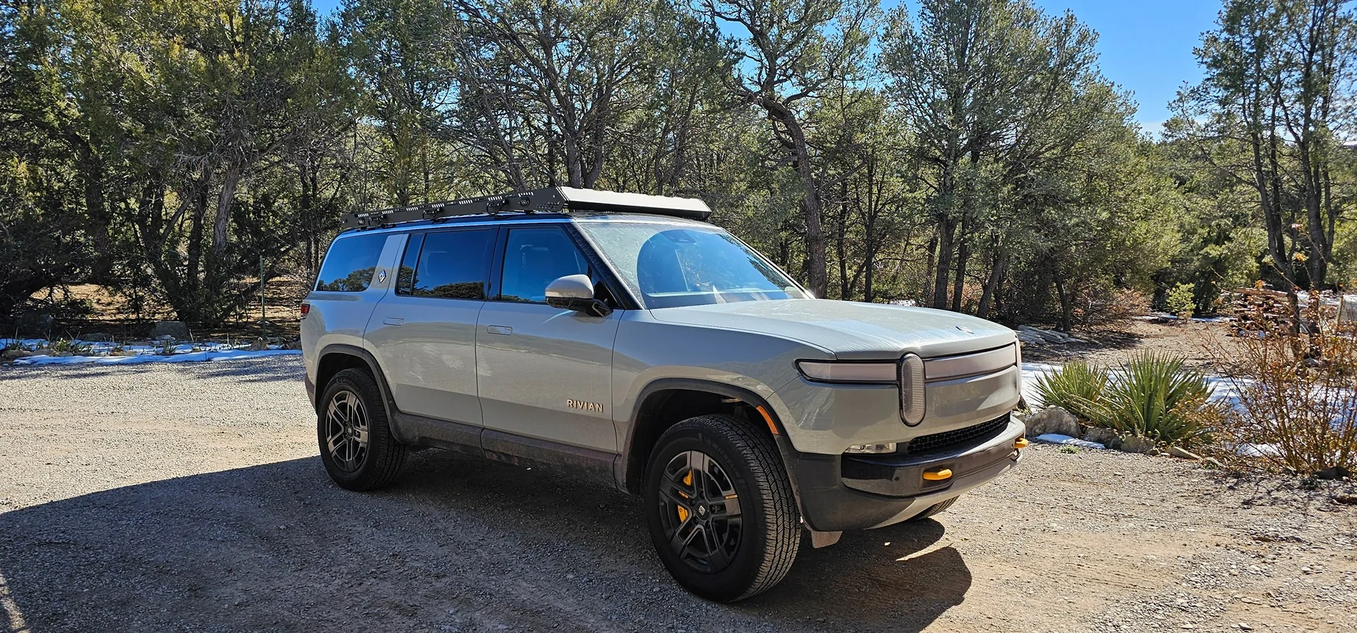 Rivian R1T R1S Custom r1s roof rack  from uptop overland 4runner rack 20260118_122012
