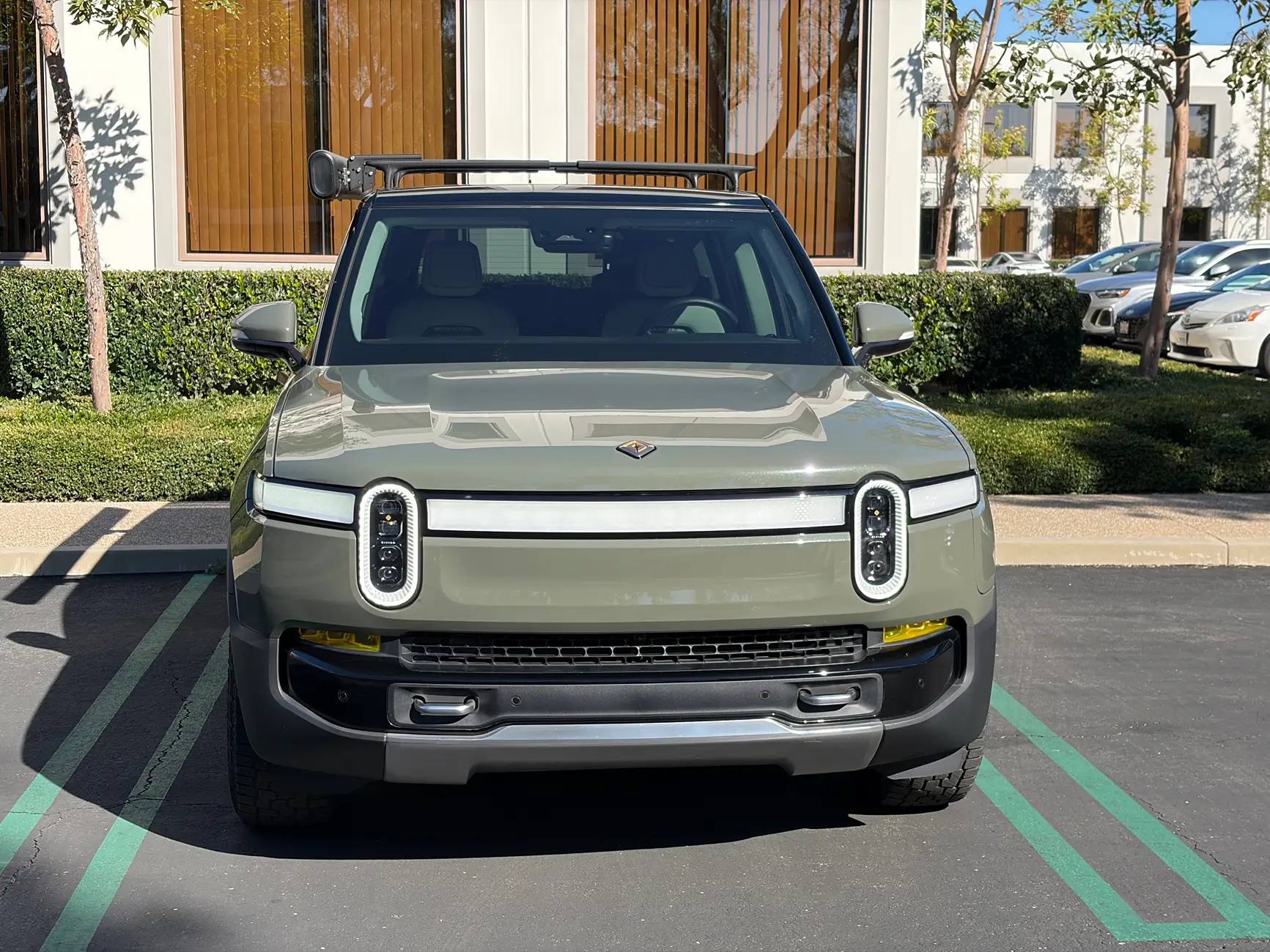 Rivian Rivian x Kammok + Side Mount Kit Solution. {filename}