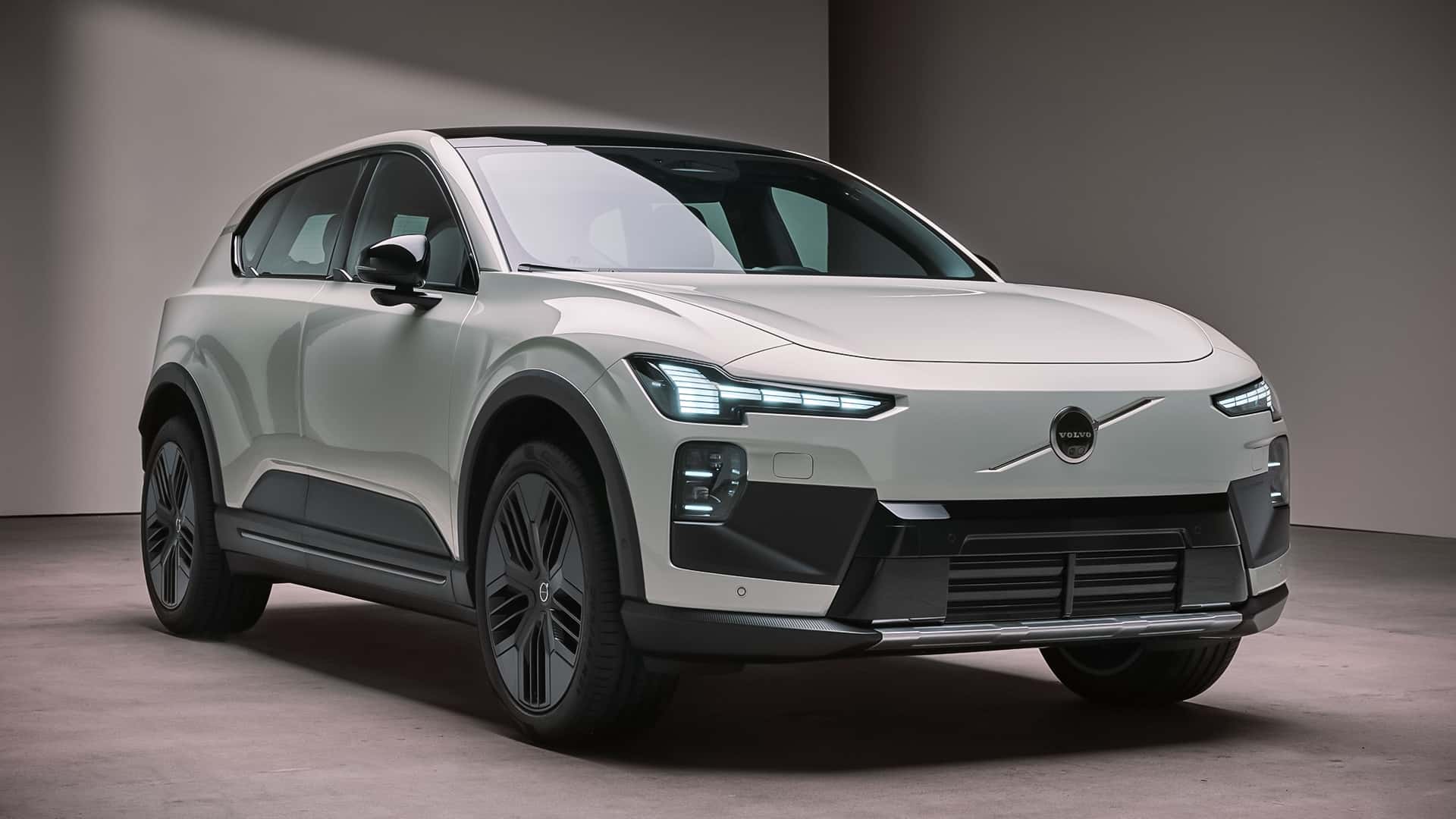 Rivian R1T R1S Rival: 2026 BMW iX3 reviews are impressive... R2 has its work cut out volvo-ex60-cross-country-2026