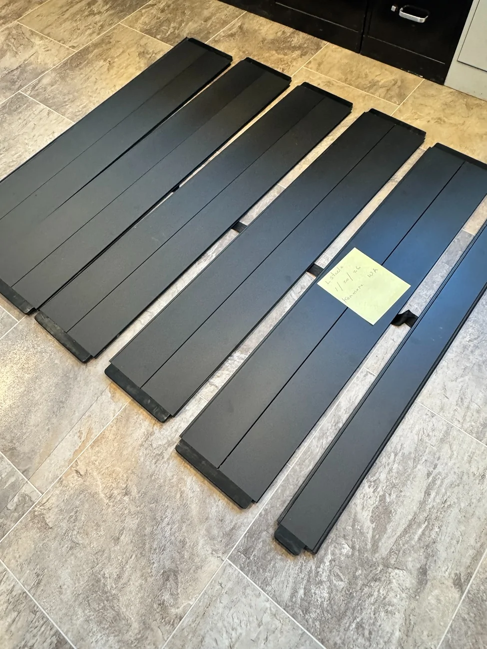 Rivian R1T R1S Shoreline- INTERROBANG TONNEAU COVER, $700 IMG_3192