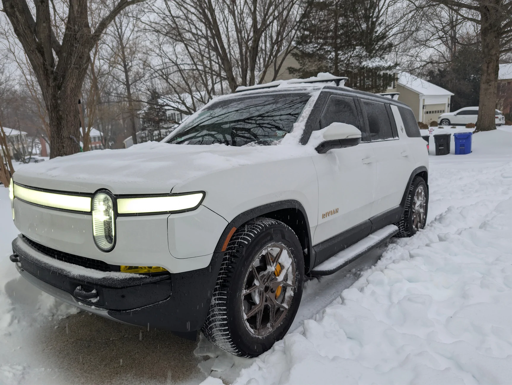 Rivian R1T R1S Winter weather driving experience and tips PXL_20260125_214248861