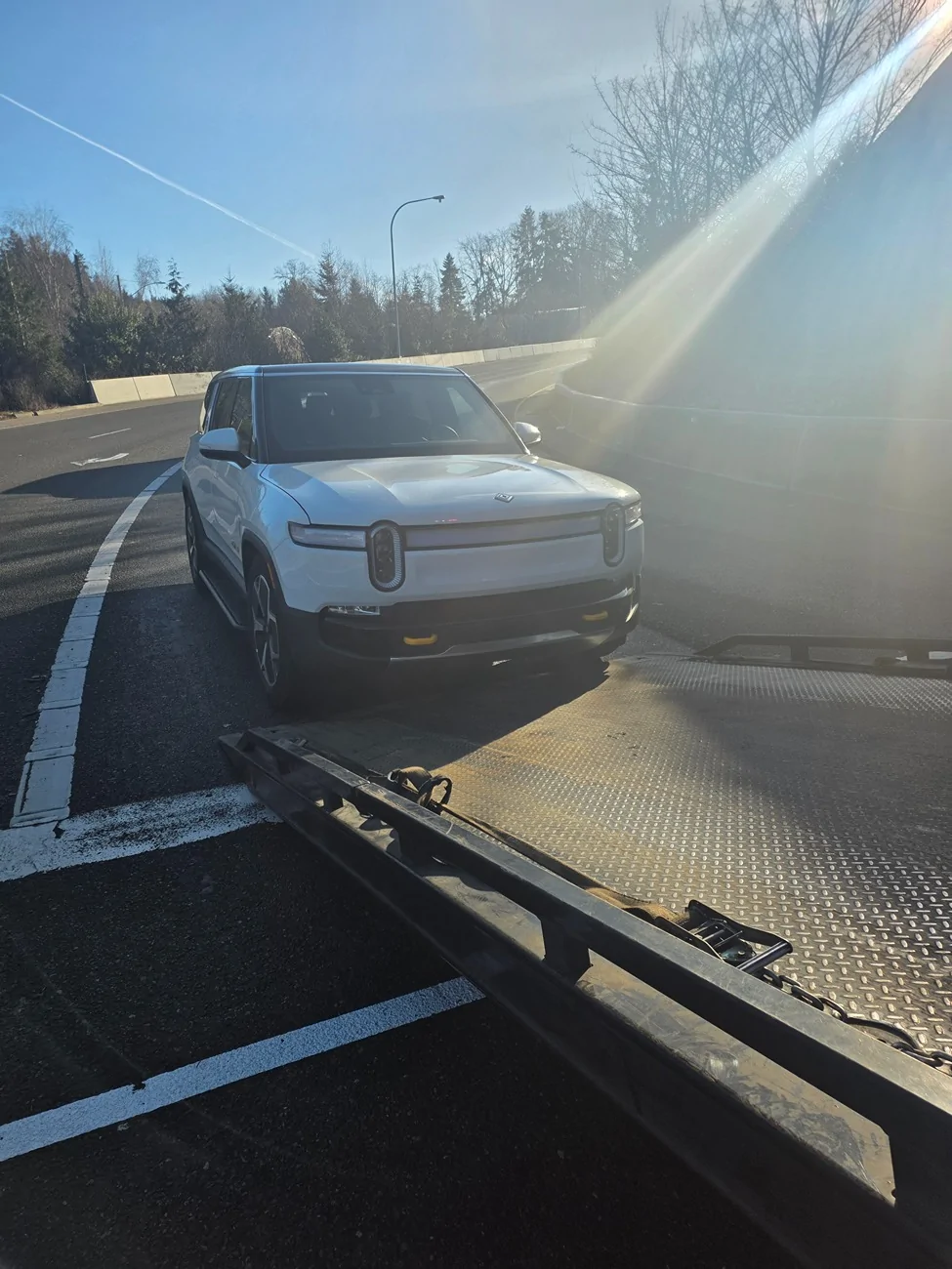 Rivian R1T R1S Front Left motor/drive failed abruptly. 2023 R1S quad 95092