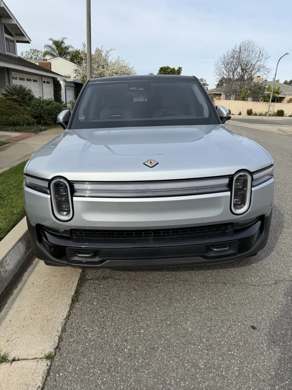 Rivian R1T R1S SOLD IMG_1417 Larg