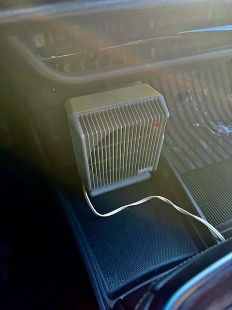 Rivian R1T R1S Gen 2 R1T - No heat rivian - 1