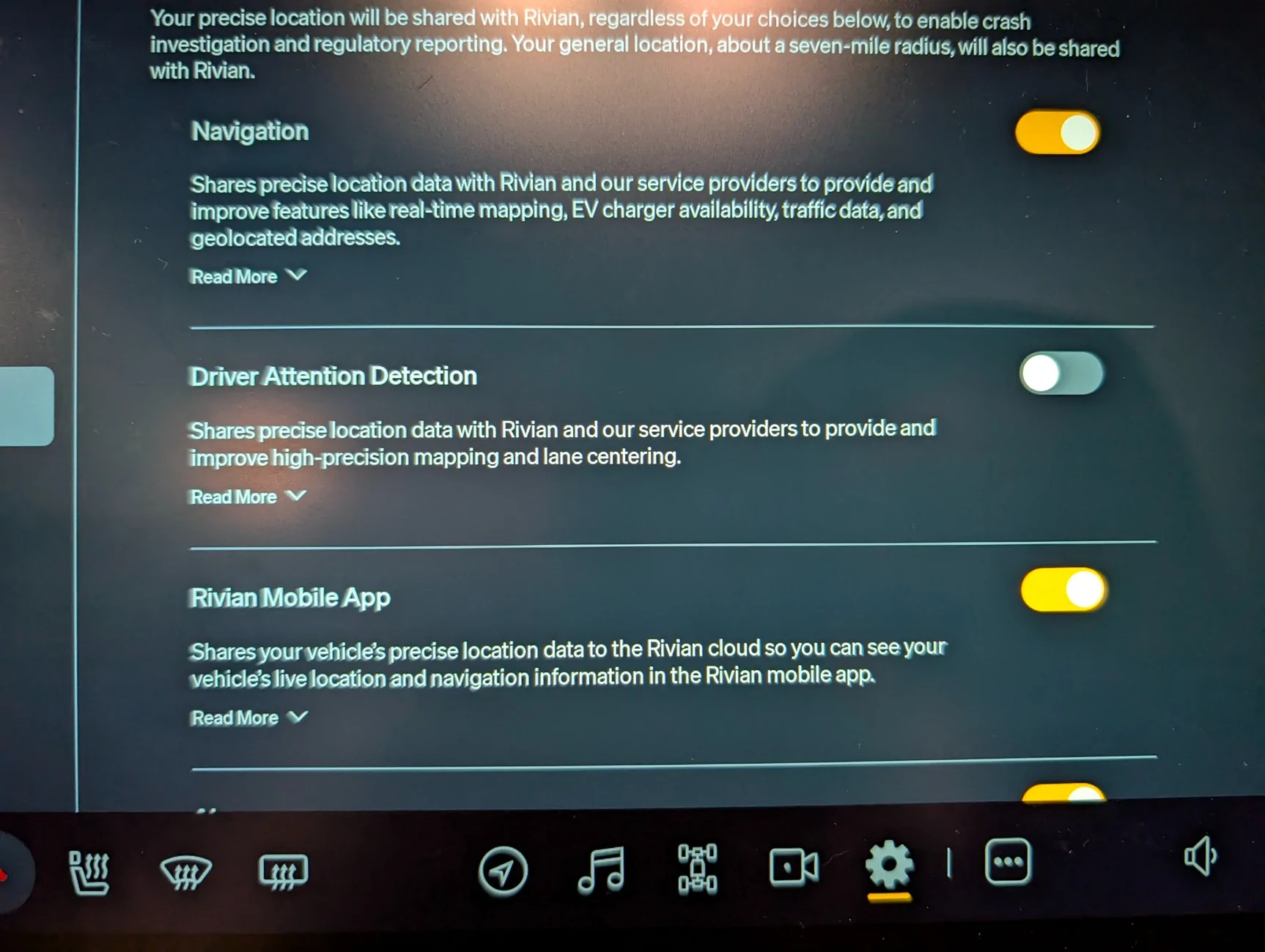Rivian R1T R1S Is UHF Feature Down? 1000009865