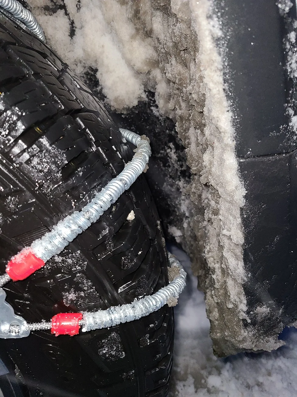 Rivian R1T R1S Snow tire chain recommendations? 20240117_073711