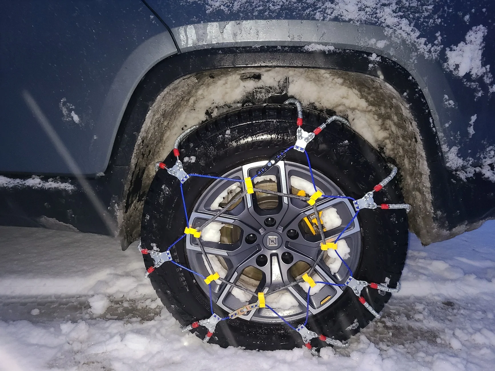 Rivian R1T R1S Snow tire chain recommendations? 20240117_073648