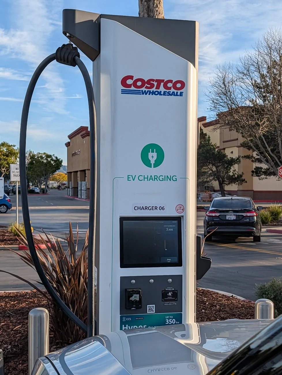 Rivian R1T R1S Rivian is now part of Costco Auto Program 🛒 1770065752950-b9