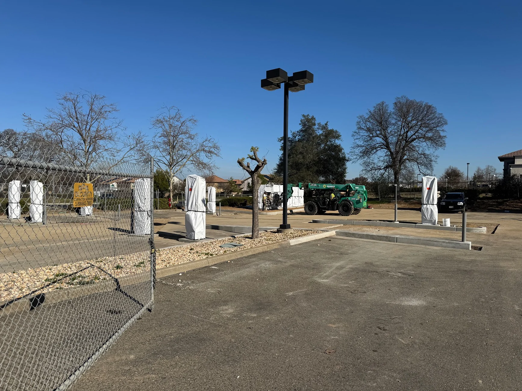 Rivian R1T R1S Rocklin, CA New service center?!? IMG_1100
