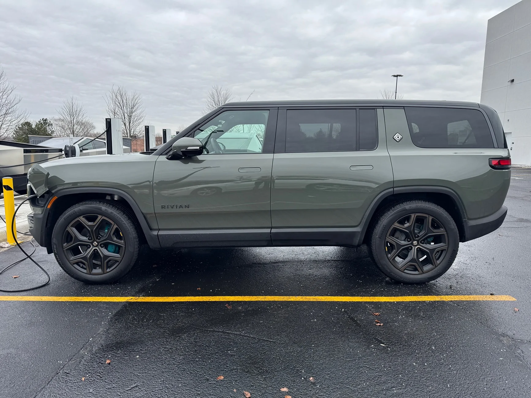 Rivian R1T R1S 2026 R1 Quad Max Delivery Tracker IMG_4612