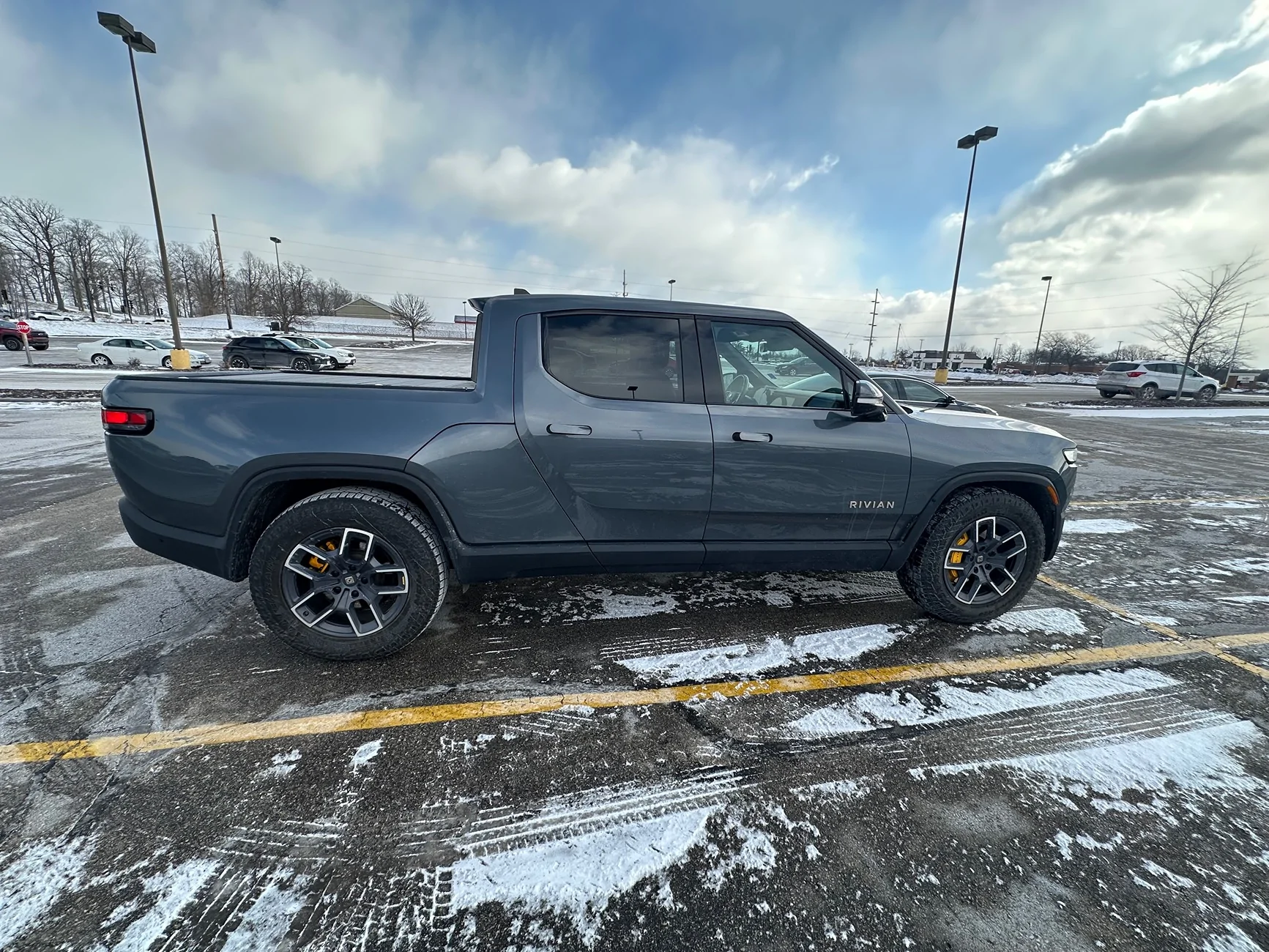 Rivian R1T R1S Sold 2022 Rivian R1T Adventure IMG_3361