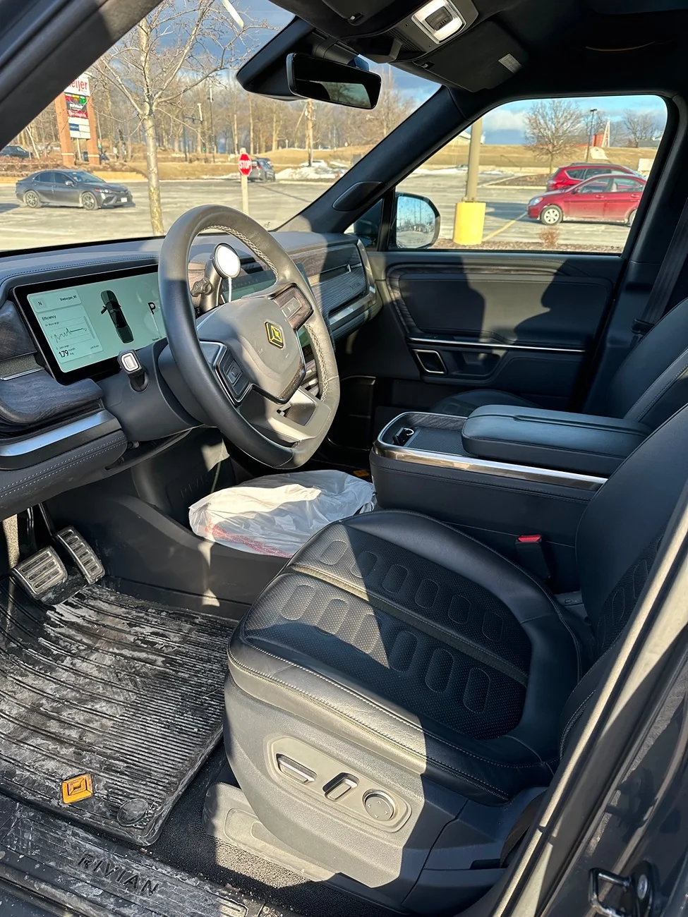 Rivian R1T R1S Sold 2022 Rivian R1T Adventure IMG_3376