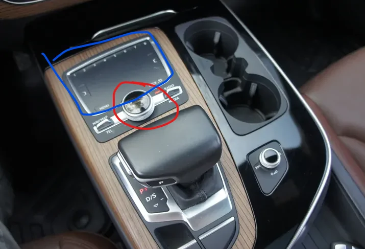 Rivian R1T R1S Buttons on steering wheels 1770662612665-sy