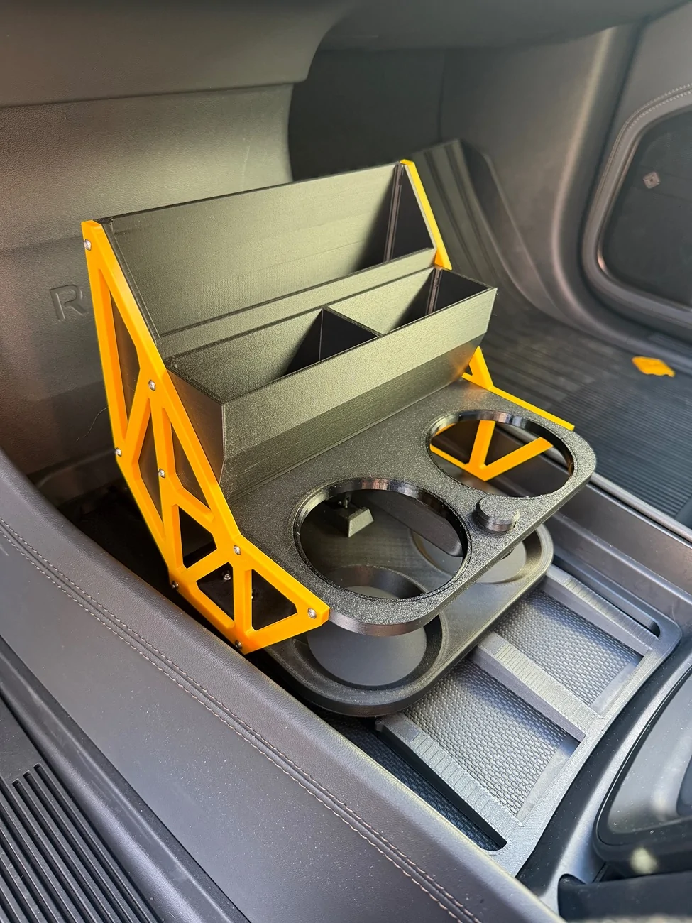 Rivian R1T R1S R1T / R1S Sliding Center Storage System (Gen 2) by JC310Designs IMG_0780