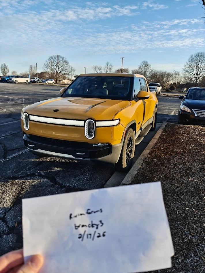 Rivian R1T R1S FS: 2022 R1T Quad - Compass Yellow / Ocean Coast 29k miles, $50k IMG_20260217_080128415
