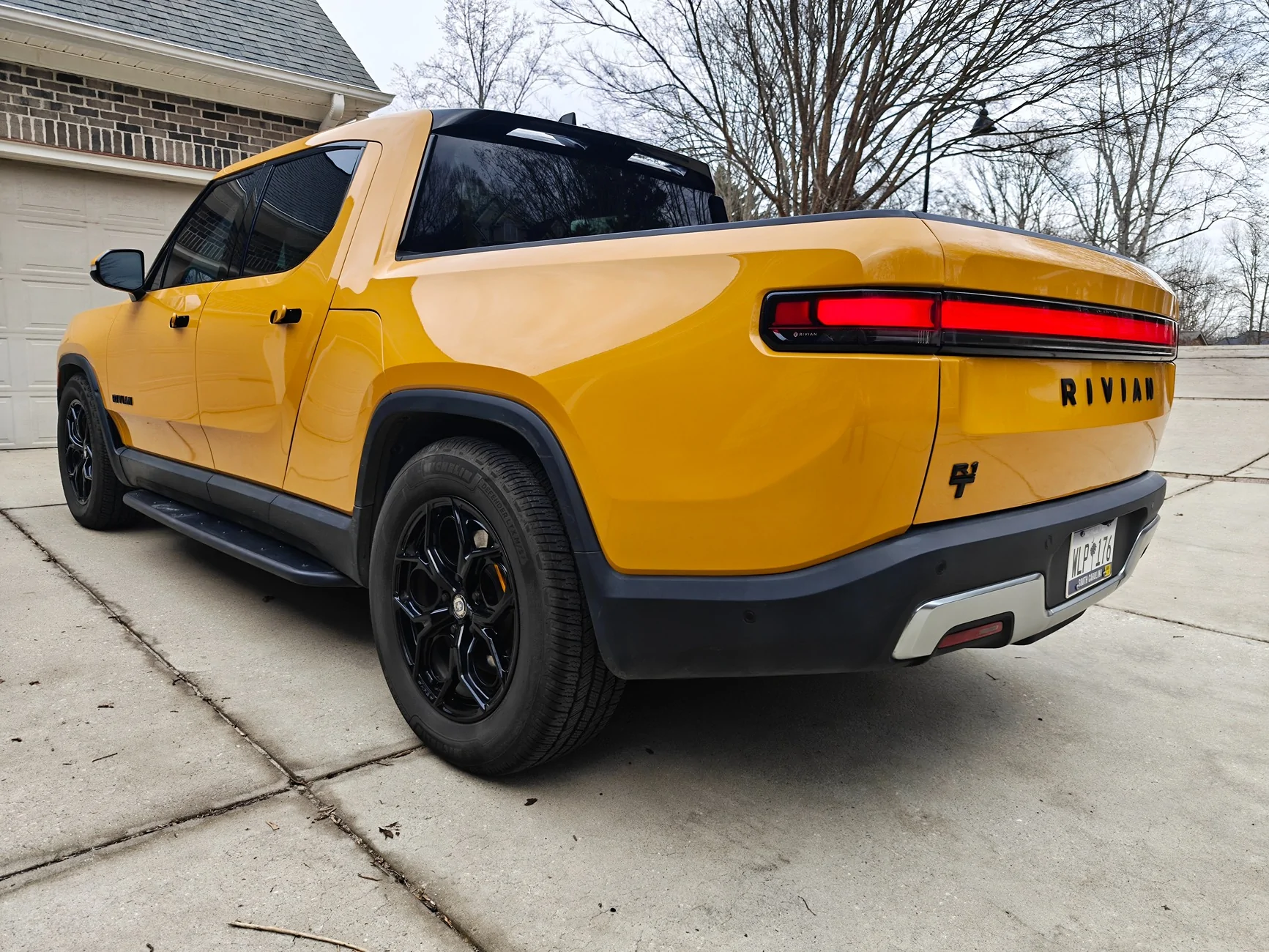 Rivian R1T R1S FS: 2022 R1T Quad - Compass Yellow / Ocean Coast 29k miles, $50k IMG_20260218_164213094