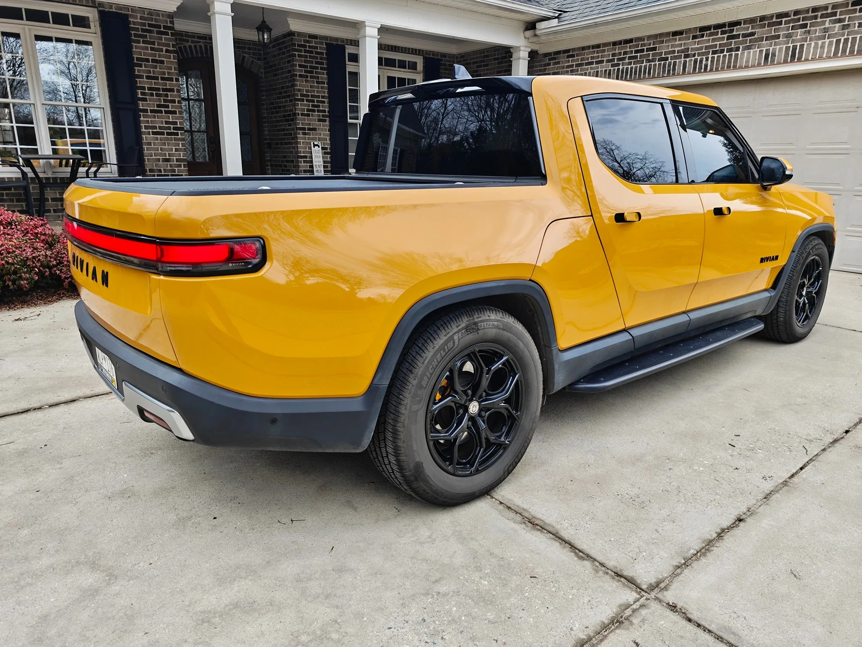 Rivian R1T R1S FS: 2022 R1T Quad - Compass Yellow / Ocean Coast 29k miles, $50k IMG_20260218_164244036