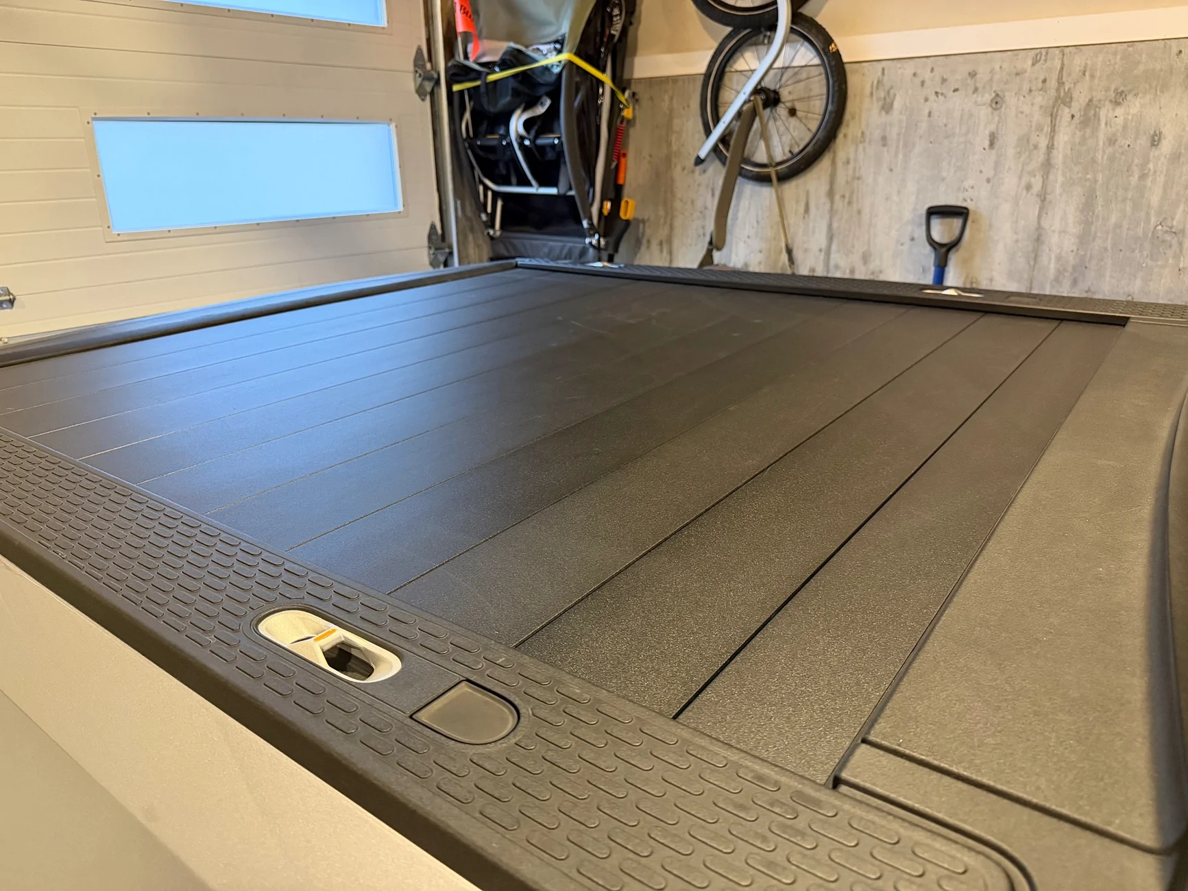 Rivian R1T R1S Interrobang Bed Cover - $900 OBO IMG_1408