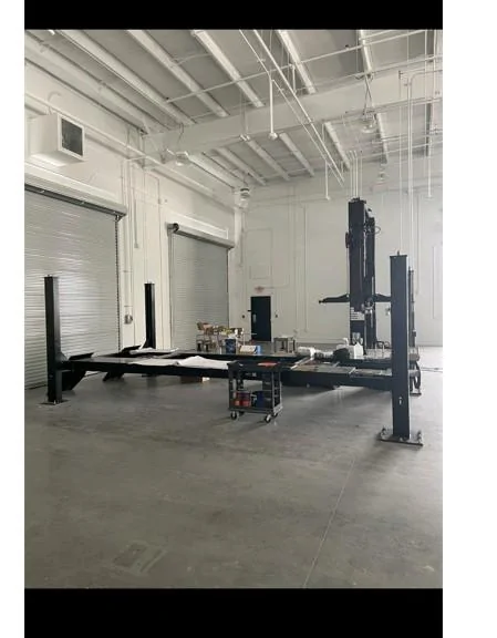 Rivian R1T R1S Florida/Southeast left in the dark Rivian Orlando LinkedIn 2