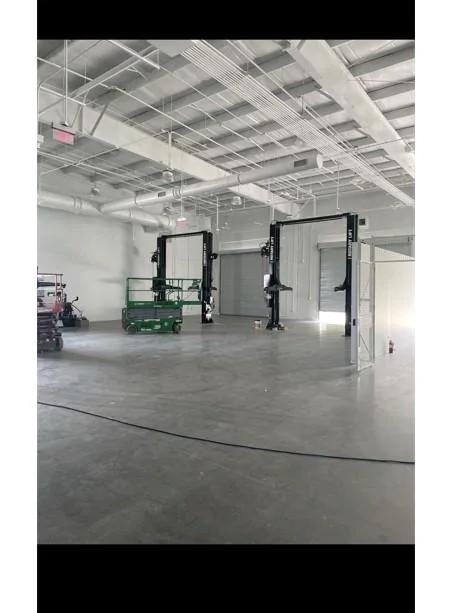 Rivian R1T R1S Florida/Southeast left in the dark Rivian Orlando LinkedIn 3