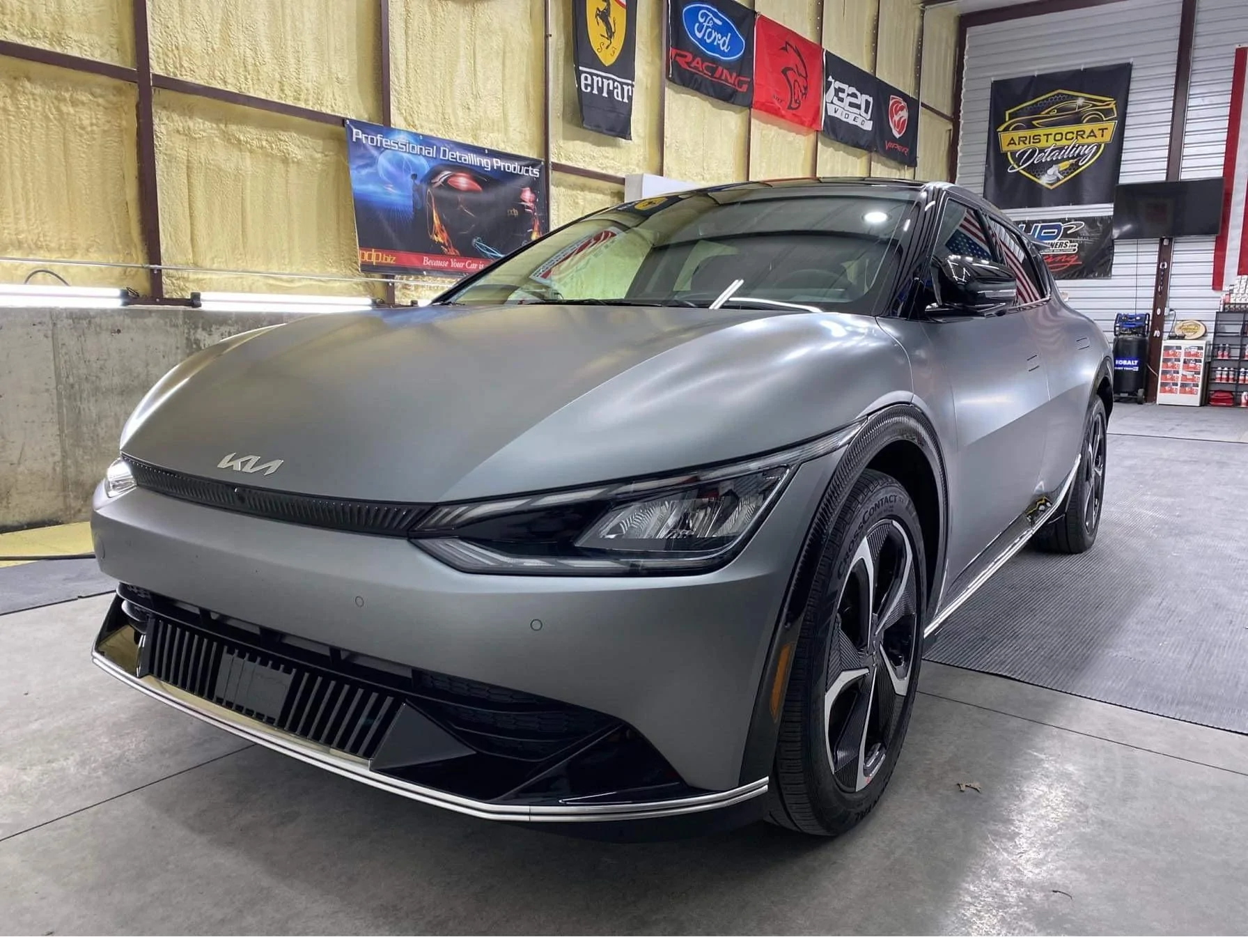 Rivian R1T R1S Kia EV6 Early Deliveries underway 89EF4C44-CD48-4CA1-A869-62DD2FC5B86A
