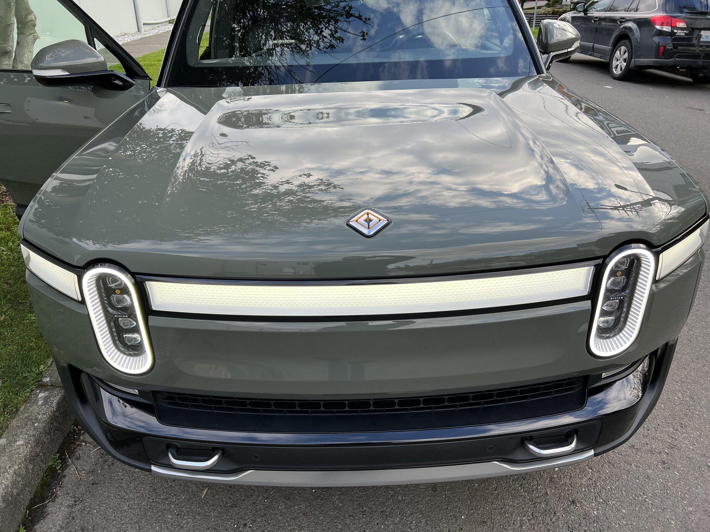 Rivian R1T R1S LAUNCH GREEN R1T Photos 5DDA001E-56AE-49DD-A889-27D3652777A3