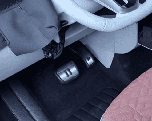Rivian R1T R1S VW will reveal ID.Buzz - March 9th 1646840728936