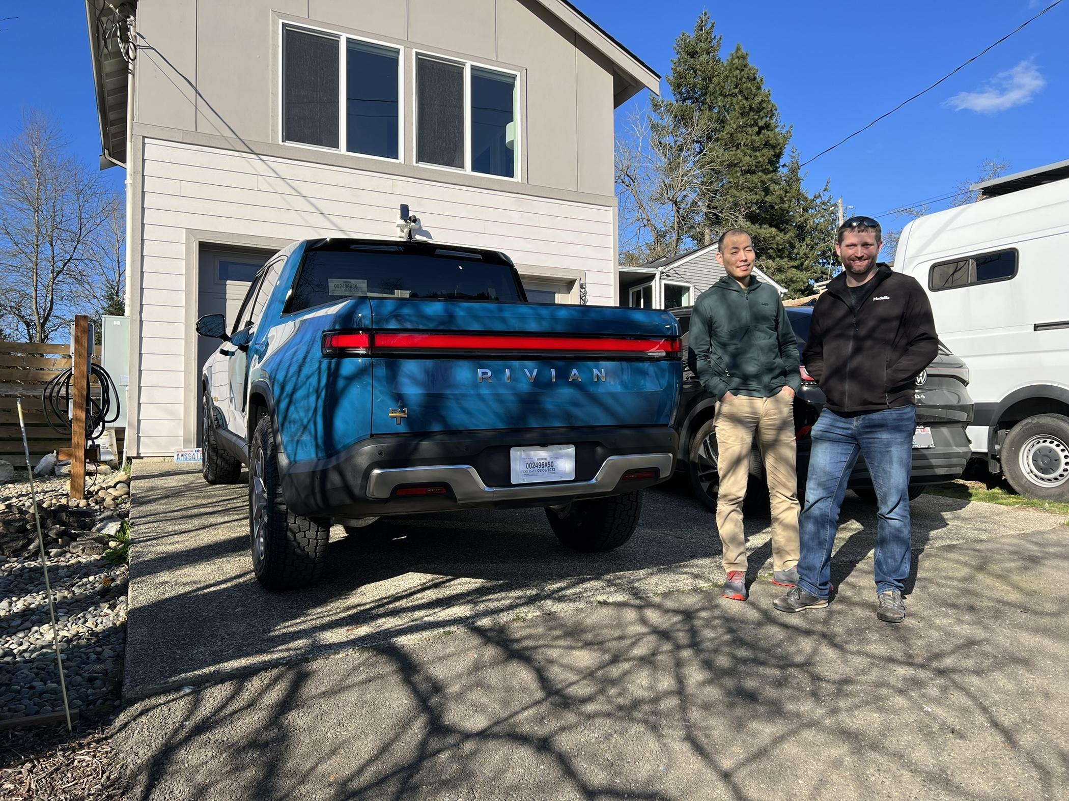 Rivian R1T R1S Another Delivery in Seattle! IMG_8402