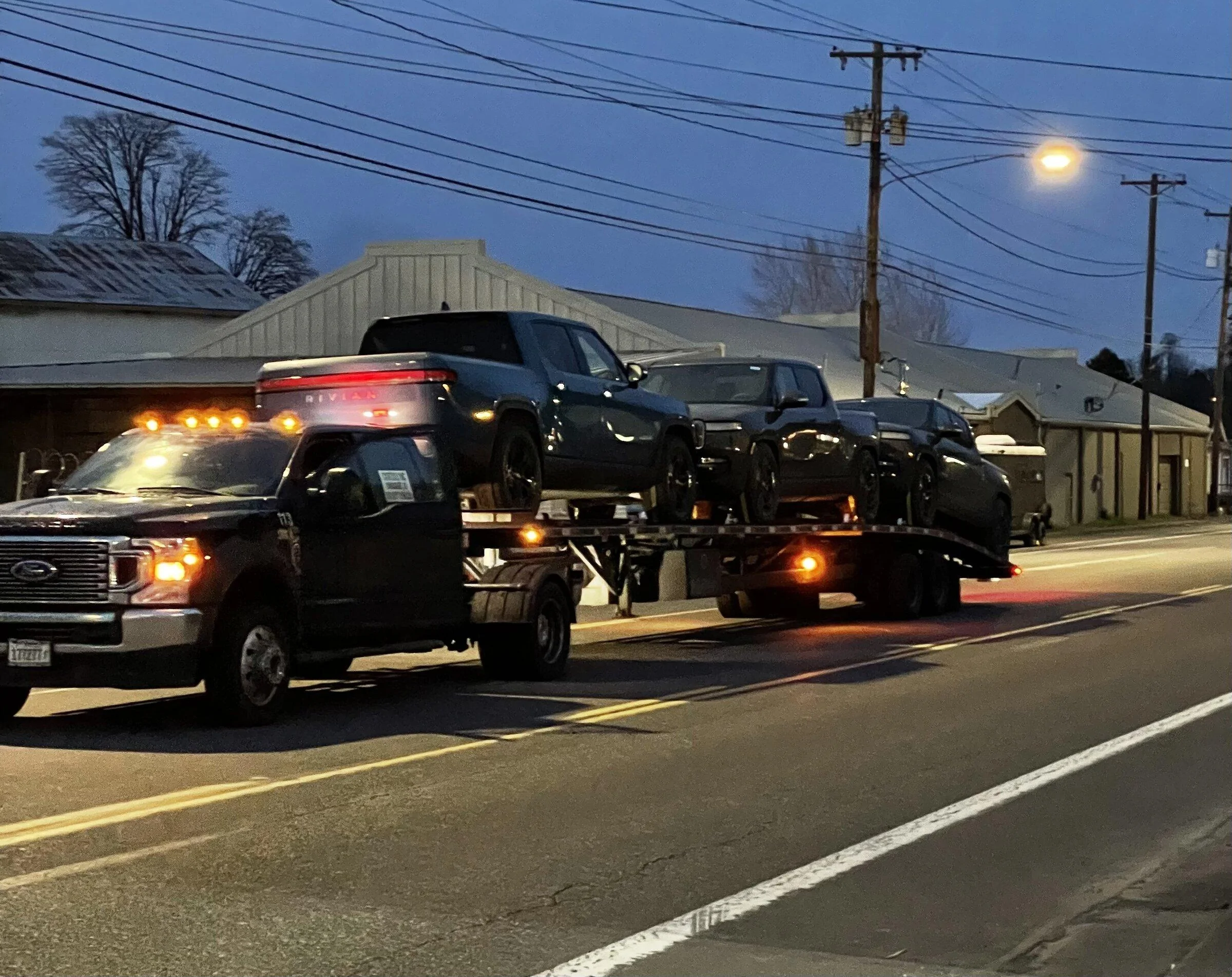 Rivian R1T R1S PNW Roll Call BA9D007E-A184-492A-BF4B-0946D8AB6E9D