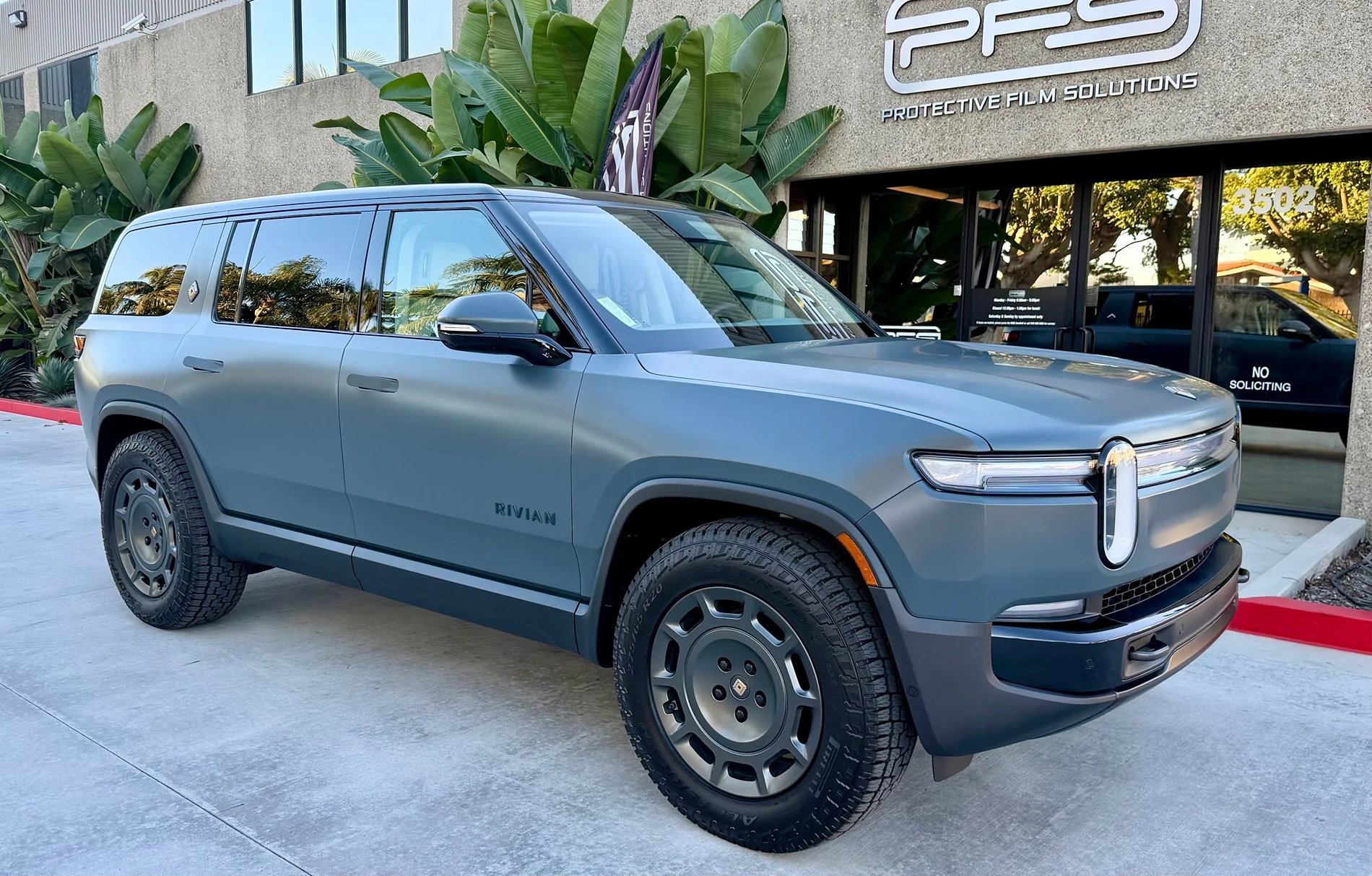 Rivian R1T R1S Random Rivian Photos of the Day - Post Yours! 📸 IMG_6264