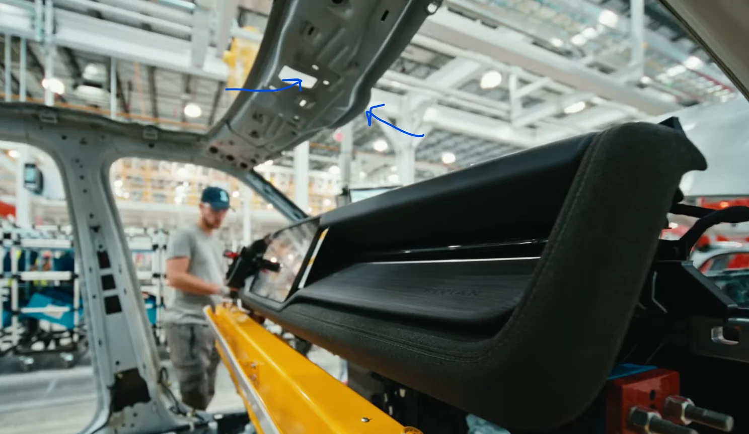 Rivian R1T R1S R2: Built to Over Deliver on Performance and Capability  (Rivian Official) 1771997687378-44