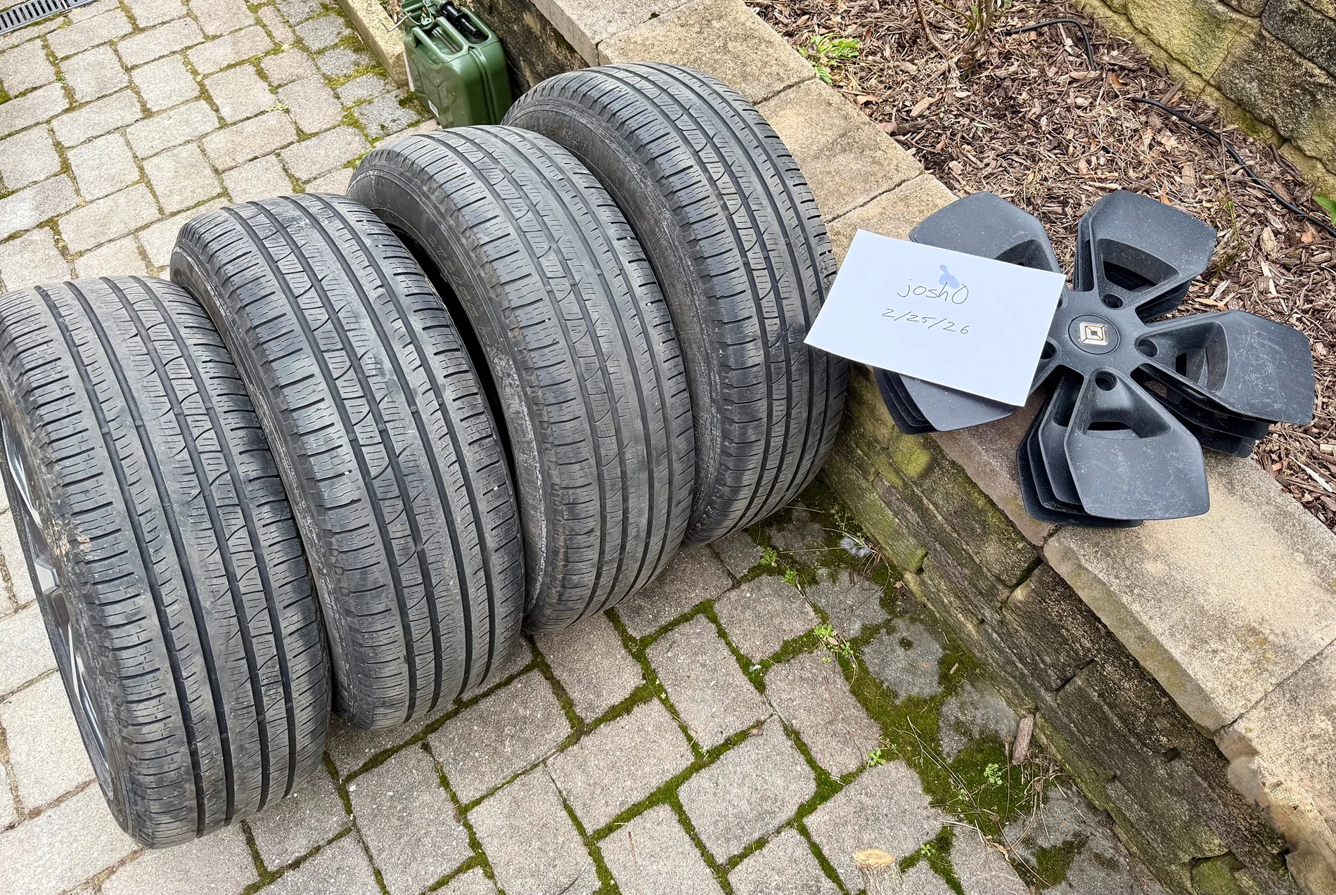 Rivian R1T R1S for sale: one OEM 21" wheel and tire IMG_2005