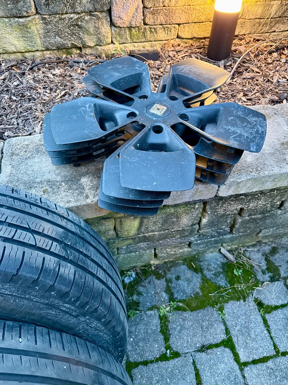 Rivian R1T R1S for sale: one OEM 21" wheel and tire IMG_1994