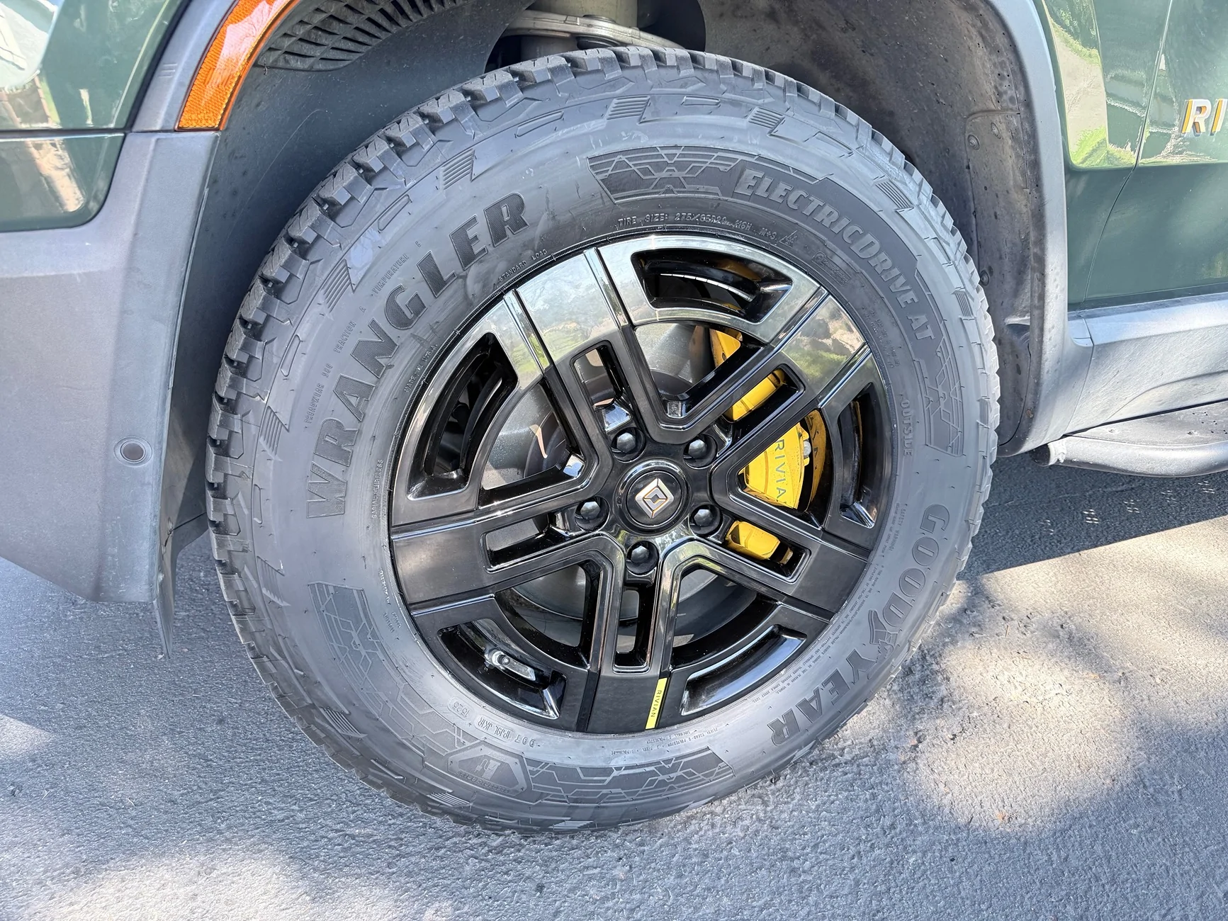 Rivian R1T R1S New Tire: GoodYear ElectricDrive AT IMG_0907