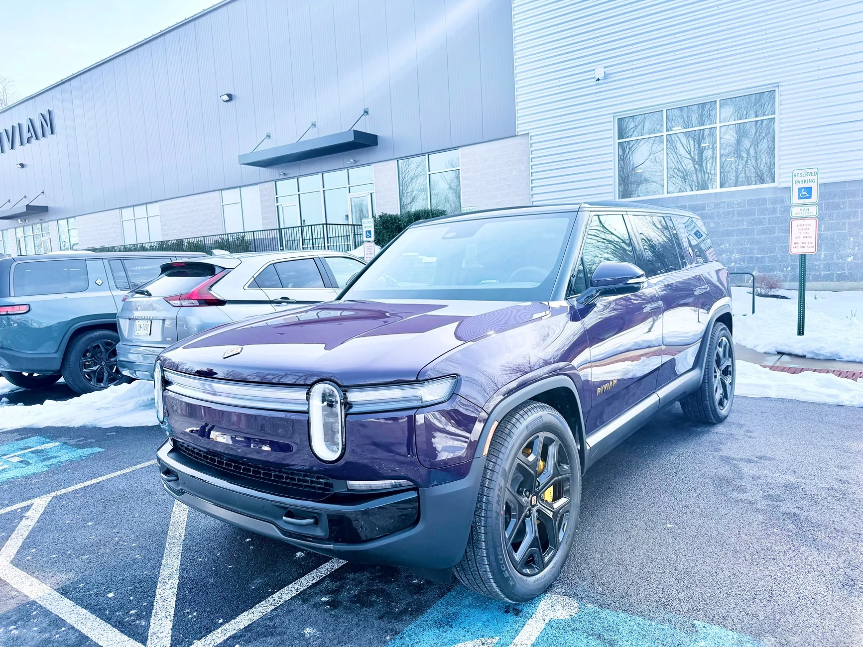 Rivian R1T R1S Anyone who ordered receive their Borealis R1T or R1S yet? - - - IMG_1753