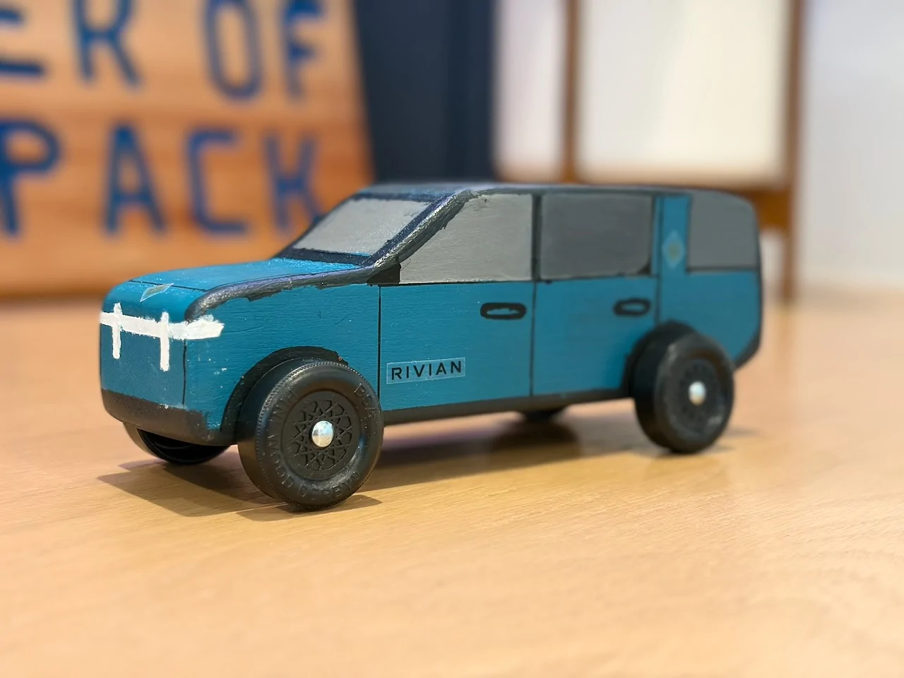 Rivian R1T R1S Rivian R1S pinewood derby car Library - 1 of 3