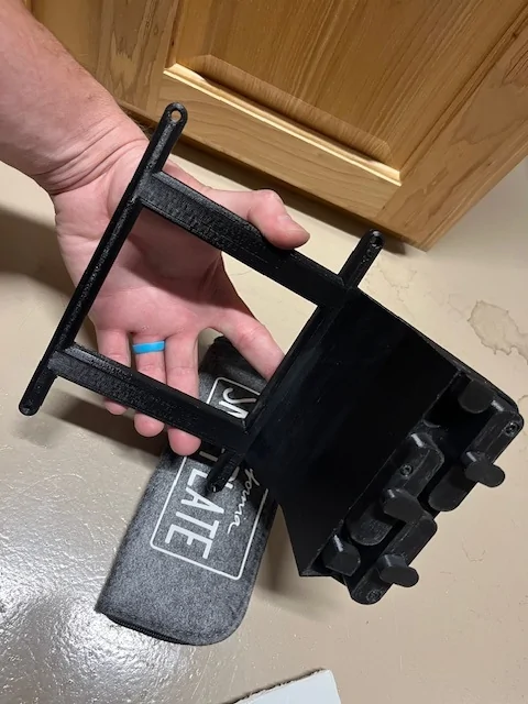 Rivian R1T R1S Snap plate licence plate bracket. 1772145869333-ko