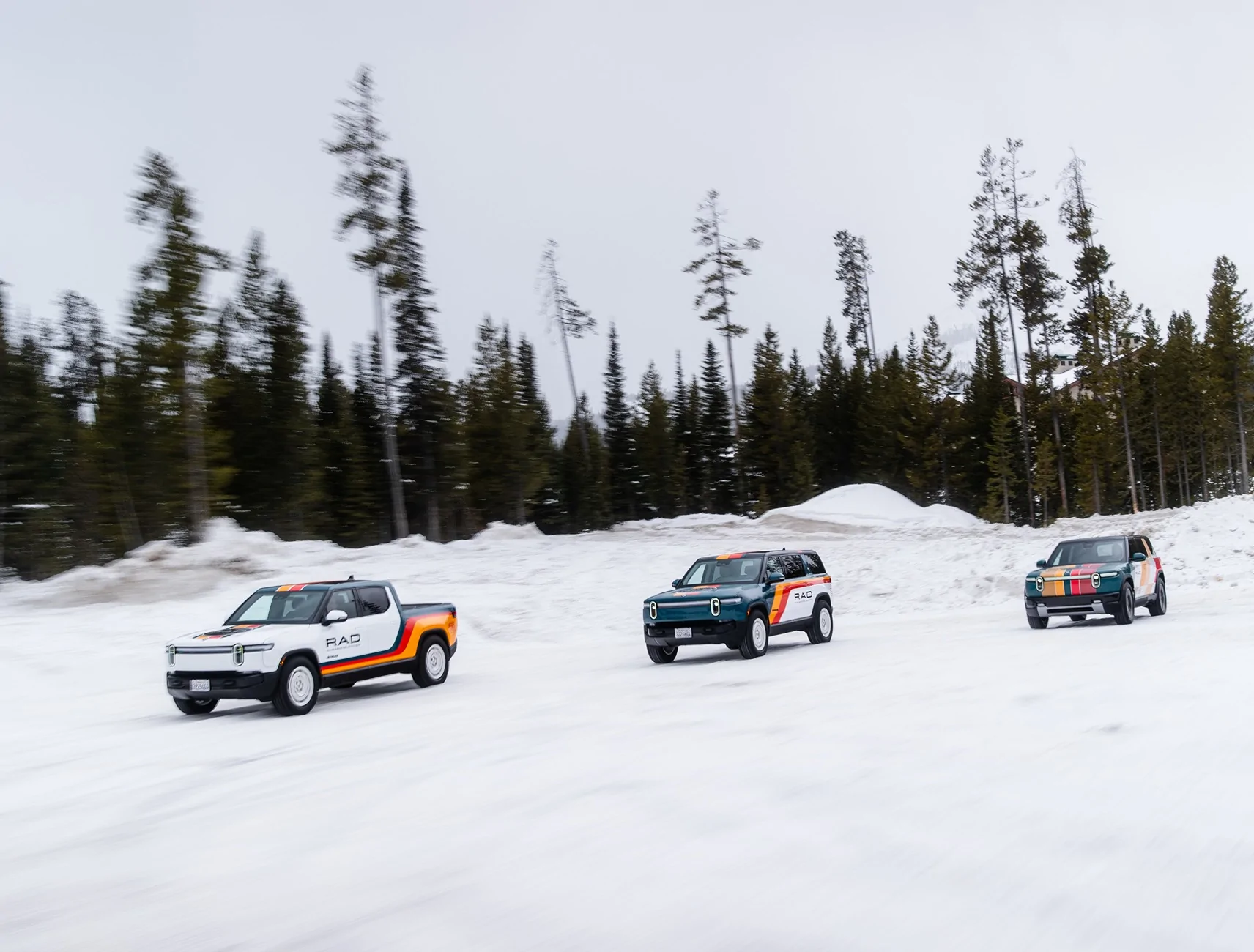 Rivian R1T R1S RAD! Rivian Adventure Department officially launched! RAD R2, R1S, R1T unveiled HCIOCXXX0AA51my