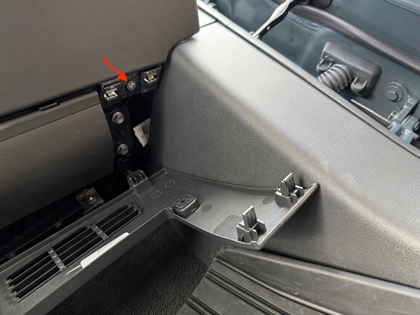 Rivian R1T R1S 50W Mobile GMRS Hidden Install - Midland MXT575 (full DIY build) IMG_2577
