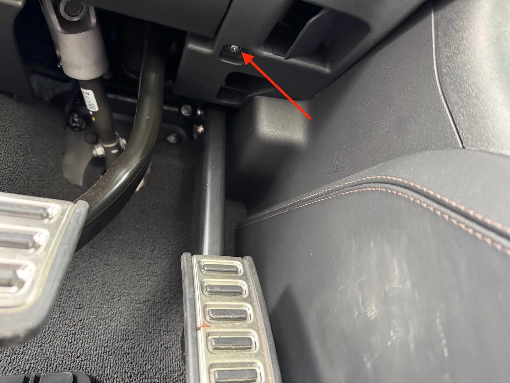 Rivian R1T R1S 50W Mobile GMRS Hidden Install - Midland MXT575 (full DIY build) IMG_2580