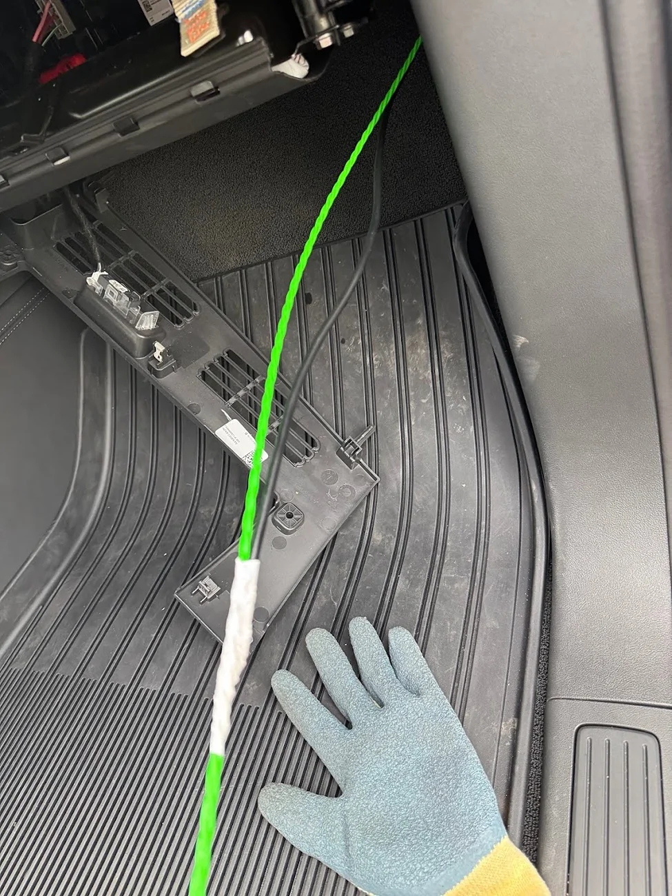 Rivian R1T R1S 50W Mobile GMRS Hidden Install - Midland MXT575 (full DIY build) IMG_2609