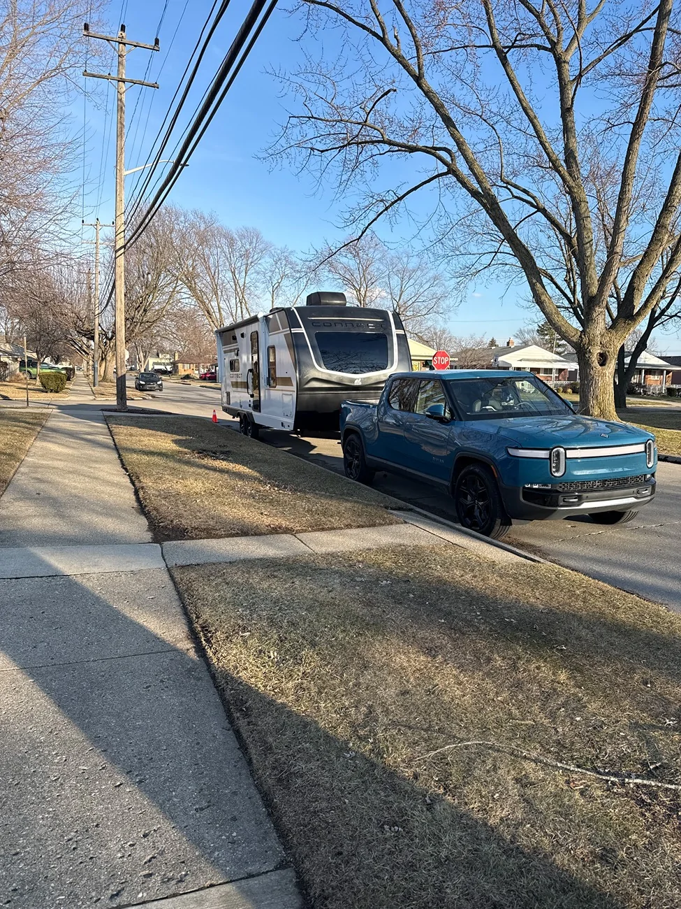 Rivian R1T R1S Towing with Equalizer Hitch - my experience w/ R1T IMG_7451